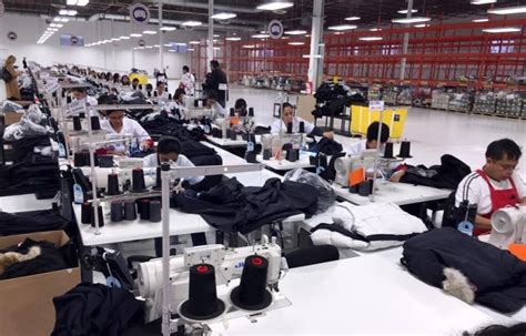 canada goose factory location in winnipeg